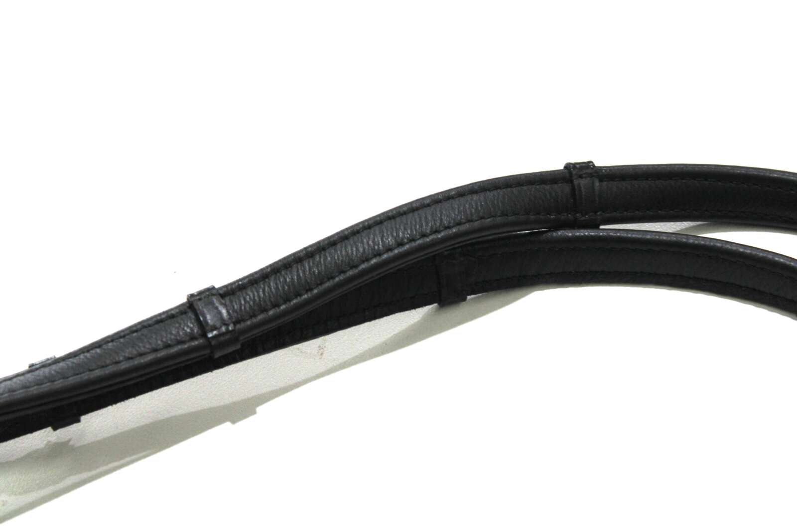Heads To Tails – Padded Black Leather Reins